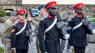 Changing Of The Guards With The Queen's Royal Hussars, Great View