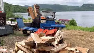 Eastonmade 12-22 splitting big rounds of yellow birch with the 5 way box wedge.  Impressive!