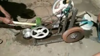 Easy Hand operated  sugarcane machine mechanical project flywheel base 9028225932
