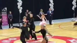 Комаров Александр и Ната . 2018
