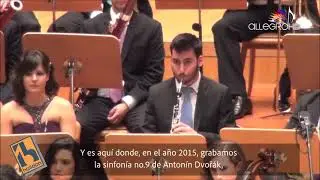 El Director General de la Orquesta Reino de Arag&oacute;n, Sergio Guarn&eacute;, saluda al p&uacute;blico de AllegroHD