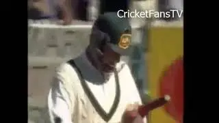 Muralitharan ALIEN SPIN bowl