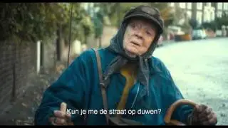 Lady in the Van // Trailer (NL Sub)