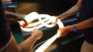 We put the D25 360° neon light through a 