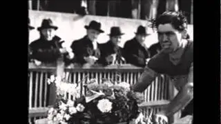 Fausto Coppi - Rik Van Steenbergen in Parijs-Roubaix 1950_52.wmv