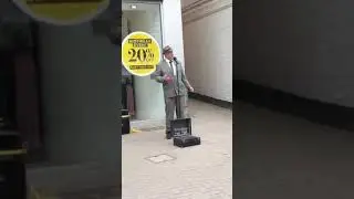 Andy The Crooner Marshall