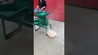 best animal feeding machine and corn crushing machine #automobile #manufacturing #feedmanufacturers
