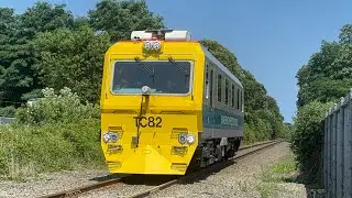 LIRR TC82 Engineering Inspection Vehicle Passing By the Mastic Railroad Crossing!