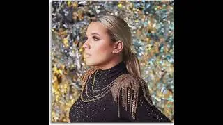 Gooooooooo to a Gabby Barrett consertttttttttt