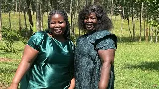 FIRST TIME TAKING MY MUM TO WORK IN THE JUNGLE/MANGOES HUNTING SO TERRIBLE 😭😭