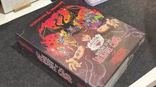 UNBOXING WELCOME THE HELLFIRE CLUB - STRANGER THINGS - DUNGEONS & DRAGONS