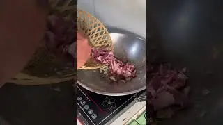 Vietnamese Pork Heart Stir-Fry 🫀🥬 |
