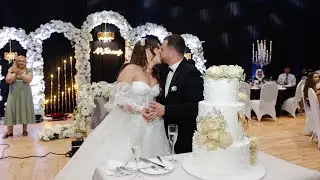 Nje nga kengetaret me te dashur surprizon ciftin ne Dasem , Super Atmosfere🥰
