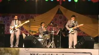 Festividade da Sant&iacute;ssima Trindade 2012 - Beatles Forever.mpg