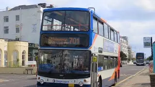 *LOUD VOITH* Stagecoach South ALX400 18387 MX55KSN sent on the 52
