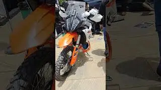 At world motorcycle day!#bike #biker #ride #friends #automobile #power #royalenfield #ktm