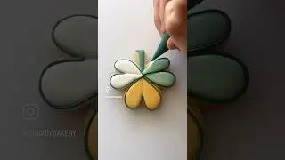 Simple Irish Clover🇮🇪 #saintpatricksday #cookiedecorating  #cookieartist #cookietutorial