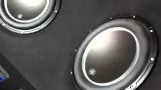 My new JL Audio 12W6 subs in the Mk2 Golf