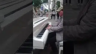 Street Piano! Open Piano 😇