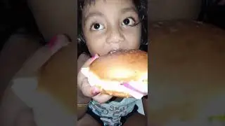 Adhayan making burger#homemade #burger #cookingvideo #recipe #cooking #youtuber #yt@payeldebnath266 