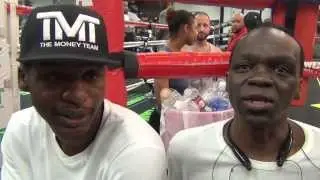 Mayweather Boxing Club gives opinions on Canelo stoppage against Angulo
