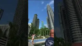 VIRAL PHOTO SPOT #petronastwintowers #malaysiatrip #kualalumpur #myyearonyoutube2023 #viralspot