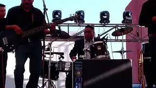 Grupo veneno tropical haciendo homenaje a la música echa en Puebla gracias x su apoyo