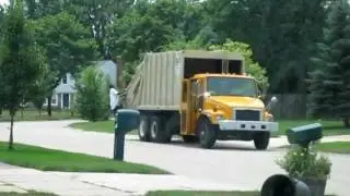 Freightliner FL-80 Leach 2R2!!! (3 of 4)