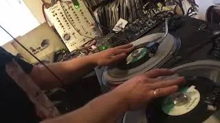 DEEJAY RANDOM vs THE KING ROOSTER!