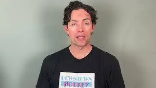 Hollywood movie slate guy eats everything and has worked on sets 