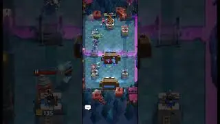 Which card to choose for draft challenge? #clashroyale  // Bats Evolution Draft //