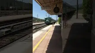 Arr&ecirc;t &agrave; Carnoules de la BB25660