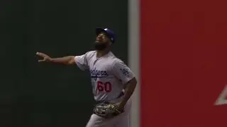 LAD@ARI: Toles makes a leaping grab at the wall