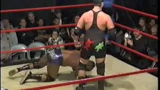 Scoot Andrews vs Frankie Capone, 2.3.2001, IPW Shorts