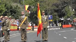 INFANTERÍA 49 - 2018.09.22 - ENTREGA DE LA BANDERA NACIONAL POR EL AYUNTAMIENTO DE S/C DE TENERIFE