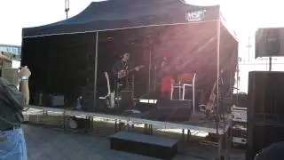 Aija Puurtinen & Esa Kuloniemi Oulun torilla 29.6.2013-
