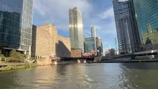 Chicago River Cruise in Chicago Illinois