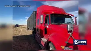 &lsquo;True heroes&rsquo;: Father, son save trucker who passed out behind wheel on I-70