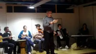 Torquil Macleod sings