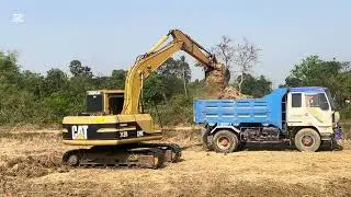 Caterpillar 360c Excavator Loading Coal On 4 Axle Trucks | Massive Coal Mine Operation - Interkat SA