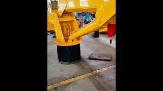 8 ton telescopic boom marine crane. #crane #marine crane