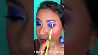 Maquillaje para PARPADO CA&Iacute;DO TONO AZUL 💙