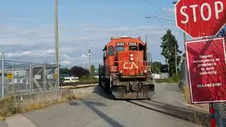 CN SD40-2Qs 6028 & 6027 switching @ Lynnterm, North Vancouver.