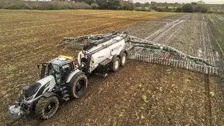 On test cet ensemble NOIR et BLANC , nouveau Valtra Q305 et une Mauguin typhon 21000L ◼️◻️