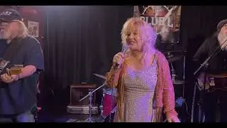 Looking For A Heartache Like You and Pink Cadillac - Coyote Moon Live
