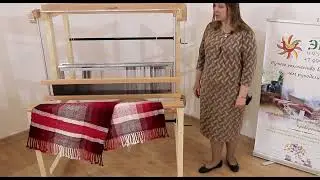 Деревянный ручной ткацкий станок 