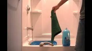 How to Clean a Simplistic Style Reptile Tank