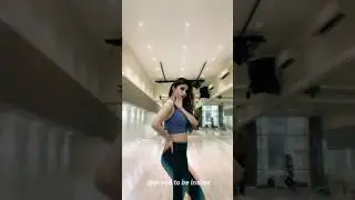 Some india girls are destroying and foreigners are saving India culture 🇮🇳. #viral #indiaculture #1m