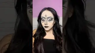 Creative gothic makeup tutorial 🎃🖤#halloween #shortsfeed #shorts #creativemakeup #faceart #viral