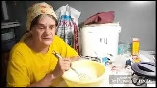 I'm baking gingerbread, let's talk / Life in the village.
